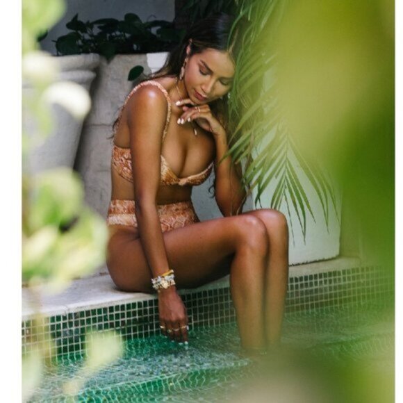 NWOT Billabong Sincerely Jules Over The Sun Maui Bikini Bottoms - Picture 3 of 9